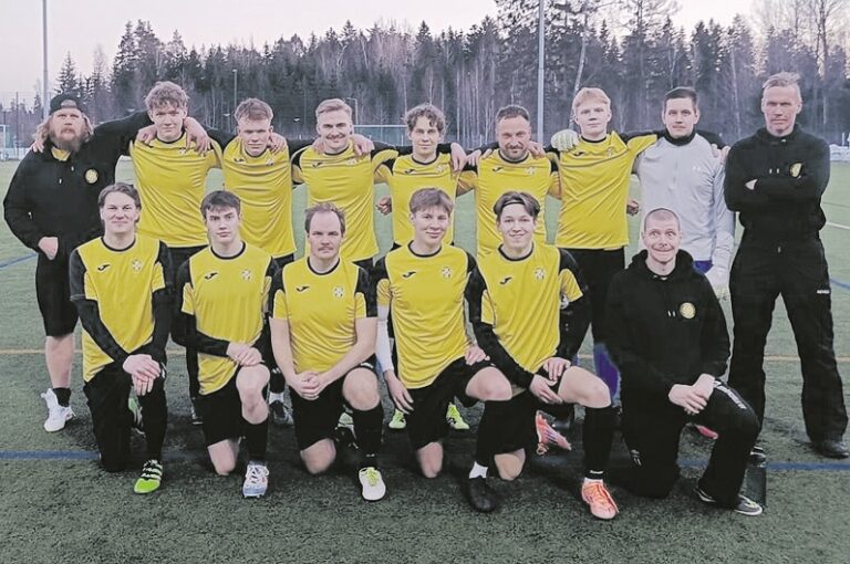 Herrfotbollen är tillbaka på ”Sävträsk Stadion” 